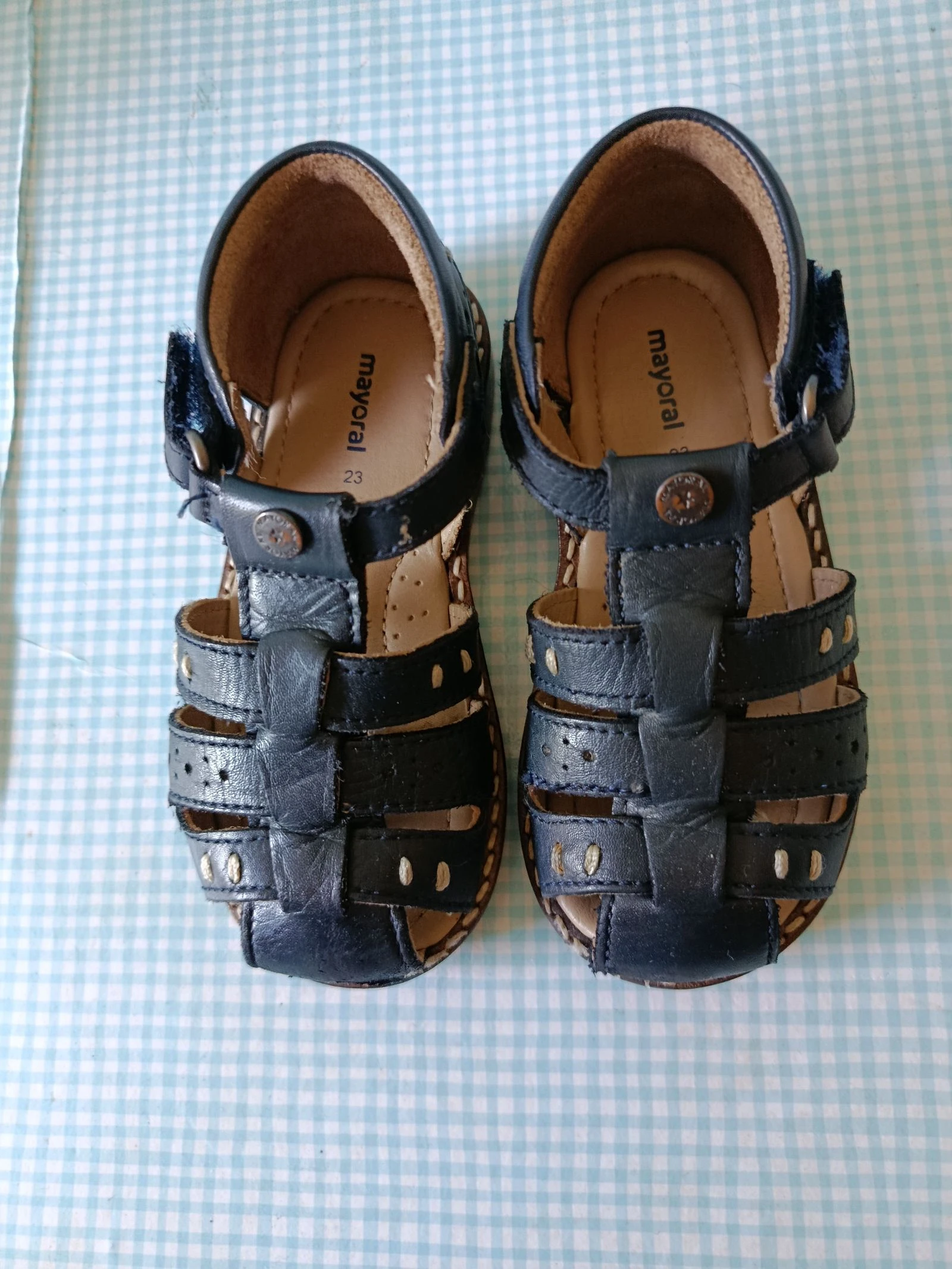 Sandalias azules niño 